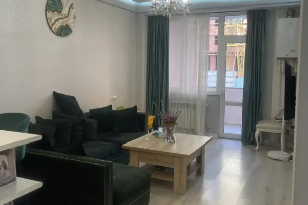 Սերո Խանզադյան փողոց