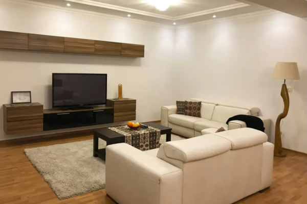 Եզնիկ Կողբացու փողոց