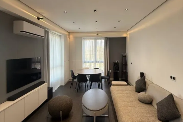 Լենիգրադյան  փողոց