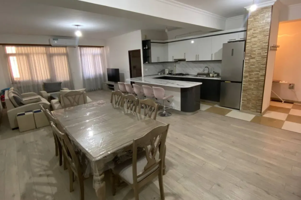 Հրաչյա Քոչարի փողոց