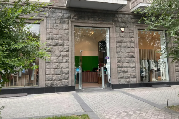 Իսահակյան փողոց