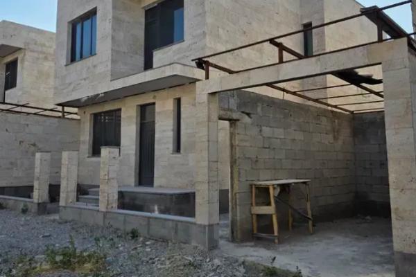 Աջափնյակ, Ուայթ Սիթի