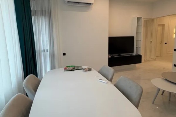 Արշակունյաց պողոտա, Բյուրեղ բնակելի համալիր