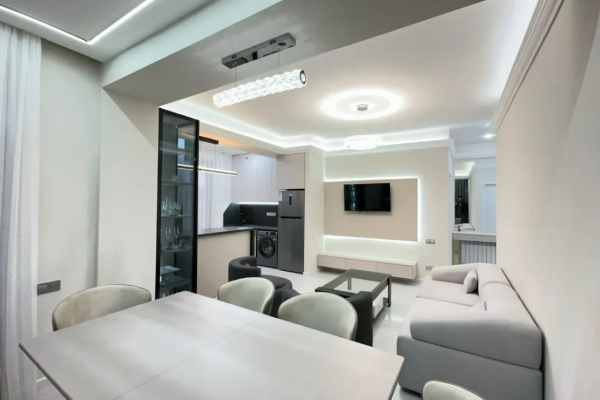 Ադոնցի Փողոց